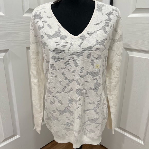 Gorgeous Ann Taylor Factory Long-Sleeve White Lightweight Sweater Size XL *NWT* - Picture 3 of 8